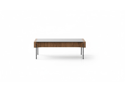 Eleganter brauner Couchtisch aus Holz für modernes Wohnzimmer