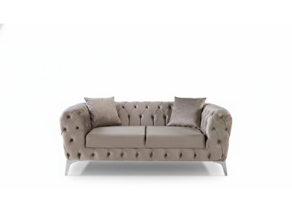 Sofa in modernem Design Schlichte Formen und reichhaltiger Stil