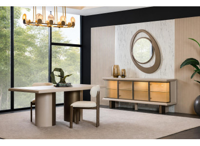 Beiges Esszimmer Set Exklusiver Esstisch 2x Stoffstühle Sideboard