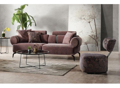 Elegantes 2-Sitzer-Sofa in Bordeaux mit dekorativen Kissen