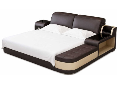 Stilvolles Doppelbett Braun Beige mit Nachttisch und Luxus Ausstattung