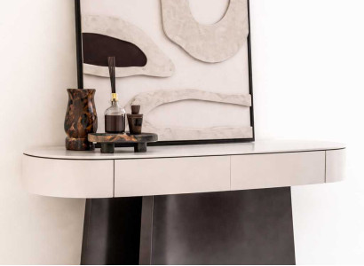 Moderner Konsolentisch 160 cm Beige Holz Designer Tisch Design Luxus