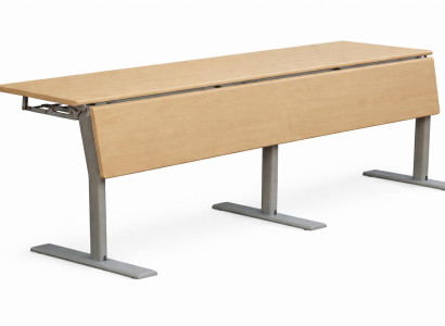 Modularer Schreibtisch mit Holzoberfläche und stabilem Metallgestell