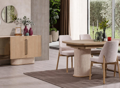 Luxus Esszimmer Komplettset mit Tisch 4 Stühlen Sideboard Spiegel