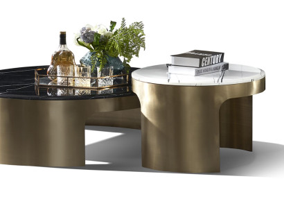 Eleganter Marmor-Couchtisch mit Edelstahl in modernem Design