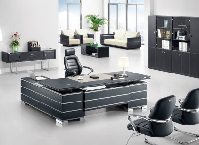 Moderner Eckschreibtisch aus MDF und Edelstahl in Holzoptik