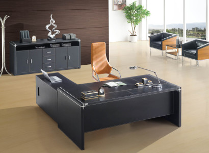 Moderner Eckschreibtisch aus MDF mit Edelstahl in Holzoptik