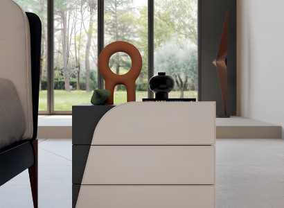 Schlafzimmer Nachttisch mit 3 Schublade Holz Italienische Möbel Design Bizzotto