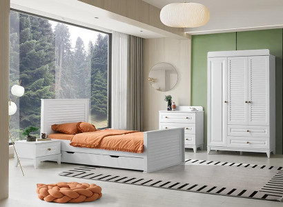 Kinderzimmer Set 4tlg. Bett Nachttisch Kommode und Kleiderschrank stilvoll