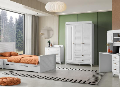 Kinderzimmer Set Bett Nachttisch Kommode Kleiderschrank Schreibtisch 5tlg.