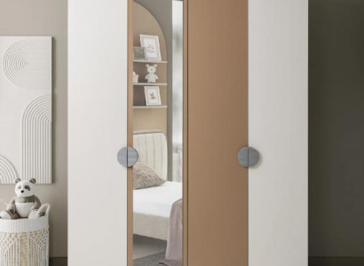 Kleiderschrank Modern Spiegel Zeitloses Design Stilvolle Aufbewahrung Möbel