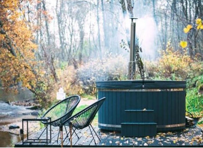 Whirlpool Badefass Heißwasserbecken Thermalpool Jacuzzi Thermalwanne