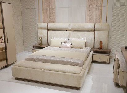 Schlafzimmer-Set aus Holz in Beige mit modernem Design