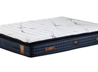 Blaue Textilmatratze mit Komfort und Unterstützung