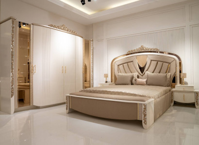 Elegantes Schlafzimmer-Set aus Holz in Beige mit modernem Design