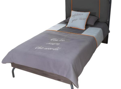 Graues Holzbett modern elegant für Schlafzimmer