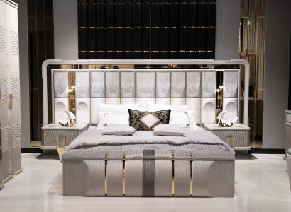 Schlafzimmer-Set Grau aus Holz mit Bett, Nachttischen und Bank