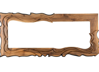 Brauner Holzspiegel modern und klassisch elegant