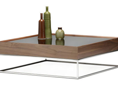 Moderner Couchtisch aus Holz und Metall in Braun