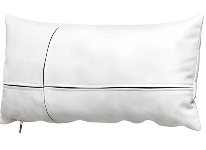 Ein farbenfrohes Kissen setzt einen stilvollen Akzent im Wohnzimmer.