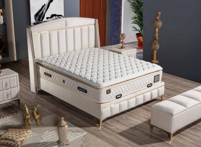 Elegantes weißes Bett mit Matratze aus Textil und Edelstahl