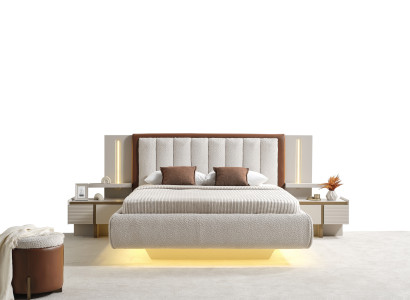 Schlafzimmer-Set in Beige aus Holz mit Bett, Nachttischen und Hocker