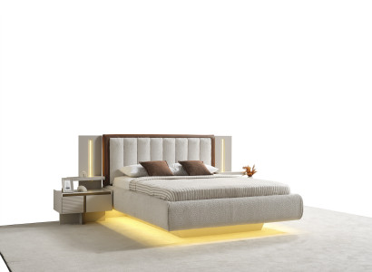 Elegantes Schlafzimmer-Set aus Holz in Beige mit modernem Design