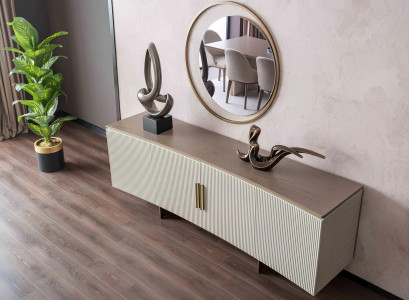 Sideboard mit Spiegel – elegantes Set fürs Esszimmer