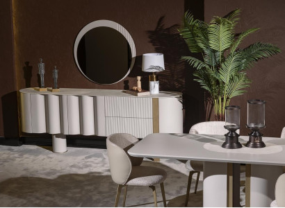 Elegantes Beiges Sideboard mit Spiegel aus Holz und Glas