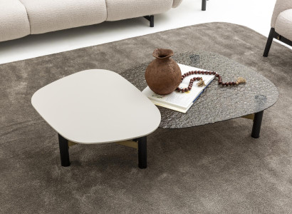 Set aus 2 Couchtischen aus Holz und Glas in Braun für modernes