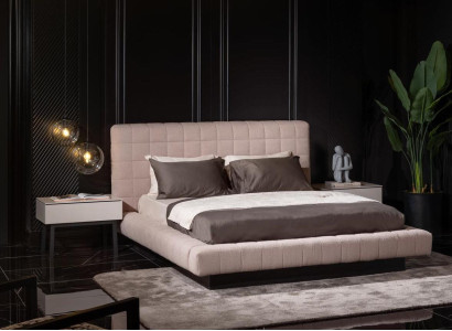 Moderner Beistelltisch aus Holz in Beige