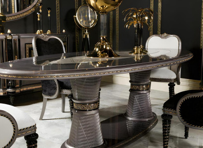 Elegantes Silbernes Esszimmer Set aus Holz mit Vitrine und Stühlen