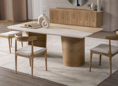 Elegantes braunes Esszimmer Set aus Holz mit modernem Design