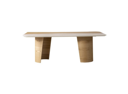 Eleganter brauner Couchtisch aus Holz im modernen Stil