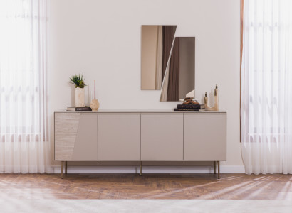 Konsole mit Spiegel Eine schlichte Lösung für einen gemütlichen Raum