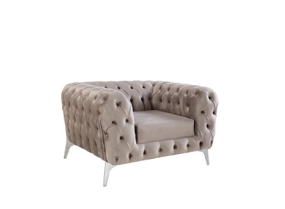 Stilvoller  Sessel, die ein harmonisches Interieur schaffen