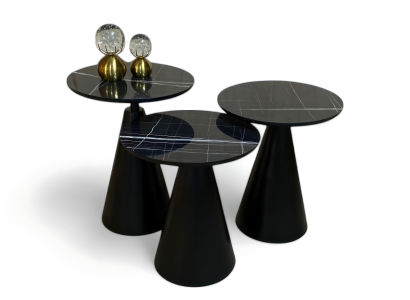 Stilvolles Set aus drei Couchtischen mit konischem Untergestell in Schwarz