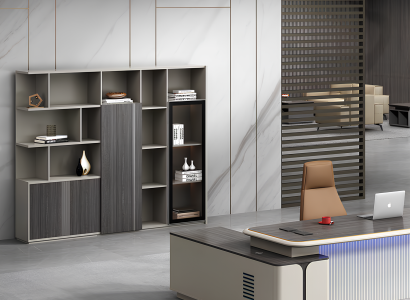LED-Beleuchtung Vitrinenschrank mit viel Stauraum