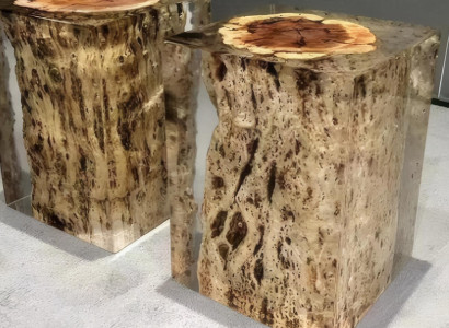 Transparenter Tisch aus Epoxidharz Hocker aus Epoxidharz Designertisch