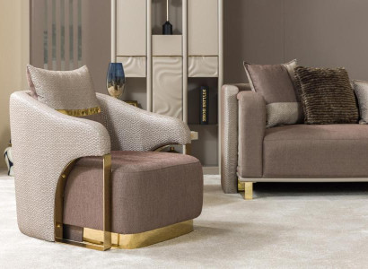 Bequemer Sessel aus Samt – Für entspannte Stunden und elegantes Design.