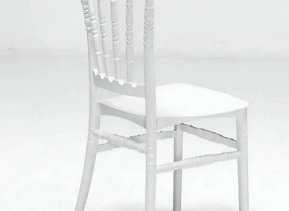 Weißer Stuhl aus Carbon mit Rückenlehne Terrassenstuhl