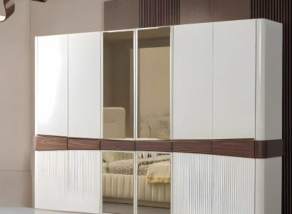 Eleganter Schlafzimmerschrank Weißer Kleiderschrank Edle Glastüren