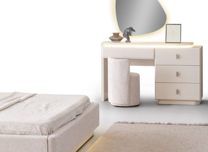 Schminktisch im modernen Stil mit stylischem Spiegel und Hocker