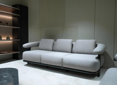 Exklusives Graues Polstersofa Designer 4-Sitzer Textilcouch Möbel