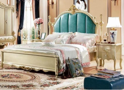 Luxuriöses Komfortbett aus Massivholz Kunstleder Beige Bett 180x200 cm