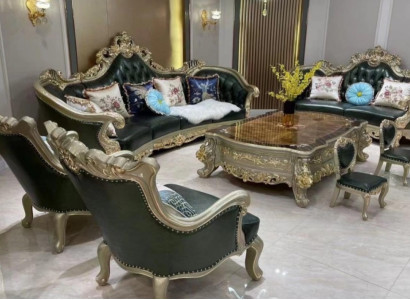 Komplettes Sofa Garnitur Wohnzimmer Design Luxuriöser Couchtisch Set 7tlg