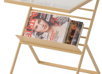 Moderne Beistelltisch mit Zeitschriftenablage und transparentem Design