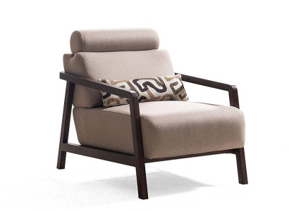 Beiger Polstersessel Designer Holzgestell Wohnzimmer Textilsitzer