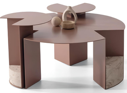 Eleganter Couchtisch mit zwei Beistelltischen und modernem Design
