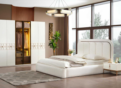 Exklusive Weiße Schlafzimmer Garnitur Textilbett Kleiderschrank Tische